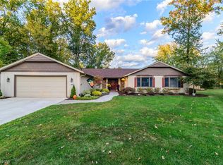 10807 Watercress Rd, Strongsville, OH 44149
