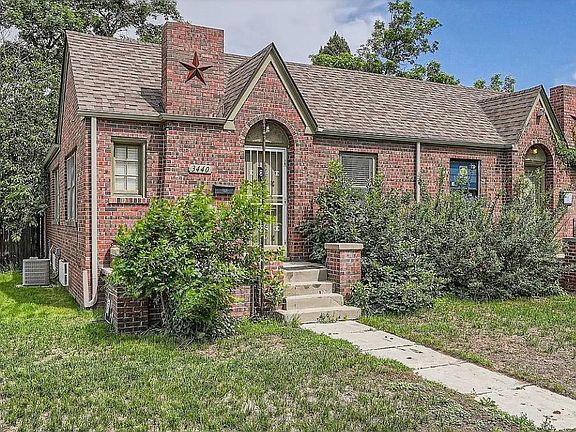 Corner lot with nice natural lighting year round in prime location blocks from Highland Square and Tennyson Shopping District.