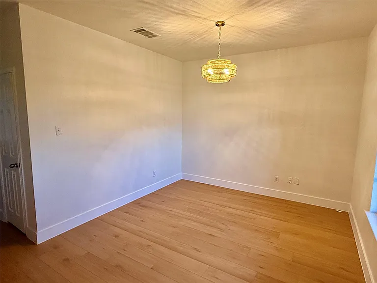 203 Northern Trl — Photo 3