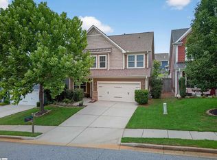 22 Kelvyn St, Greer, SC 29651