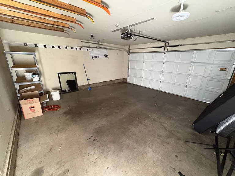 1050 NE Butler Market Rd #2 — Photo 26