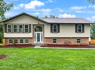 1717 Colonade Rd, Knoxville, TN 37922