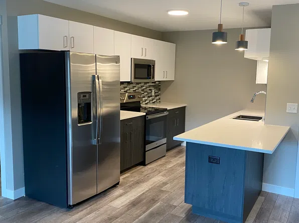 1717 W Broadway St #416, Winona, MN 55987