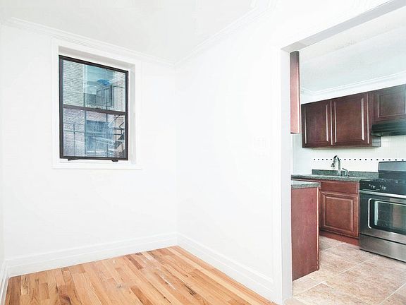3rd image of 211 W 149th St APT 4A