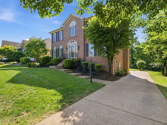 4th image of 5021 Fredericksburg Way E