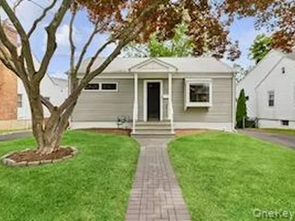 1325 Stoneybrook Avenue, Mamaroneck, NY 10543