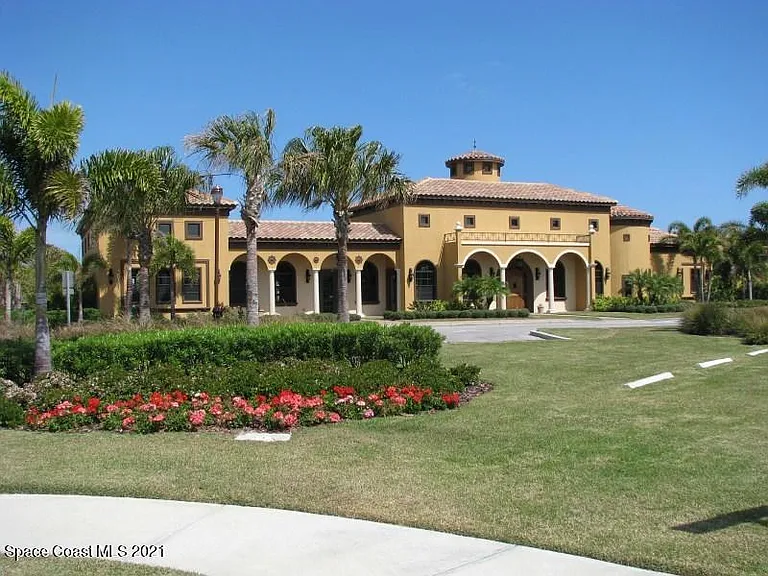 725 Simeon Dr — Photo 37