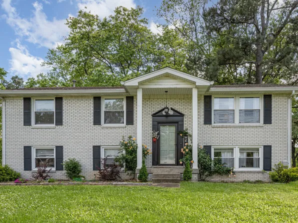 311 Grandview Dr, Old Hickory, TN 37138