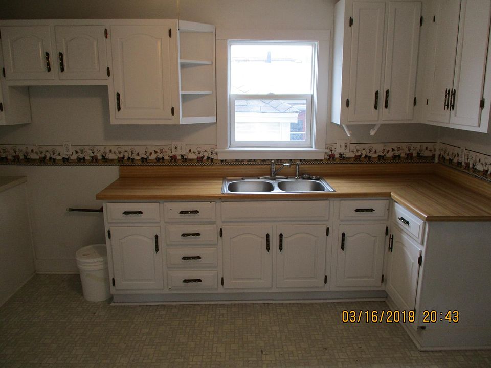 1st image of 1006 S 27th St