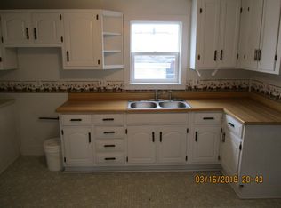 1006 S 27th St, Saint Joseph, MO 64507
