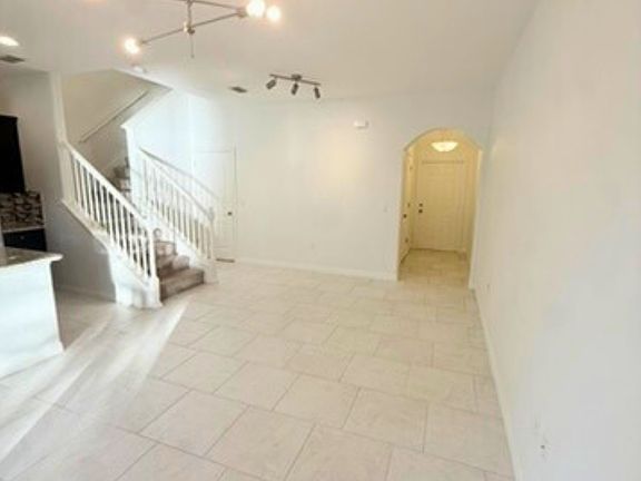 4th image of 147 Aston Grande Dr #1