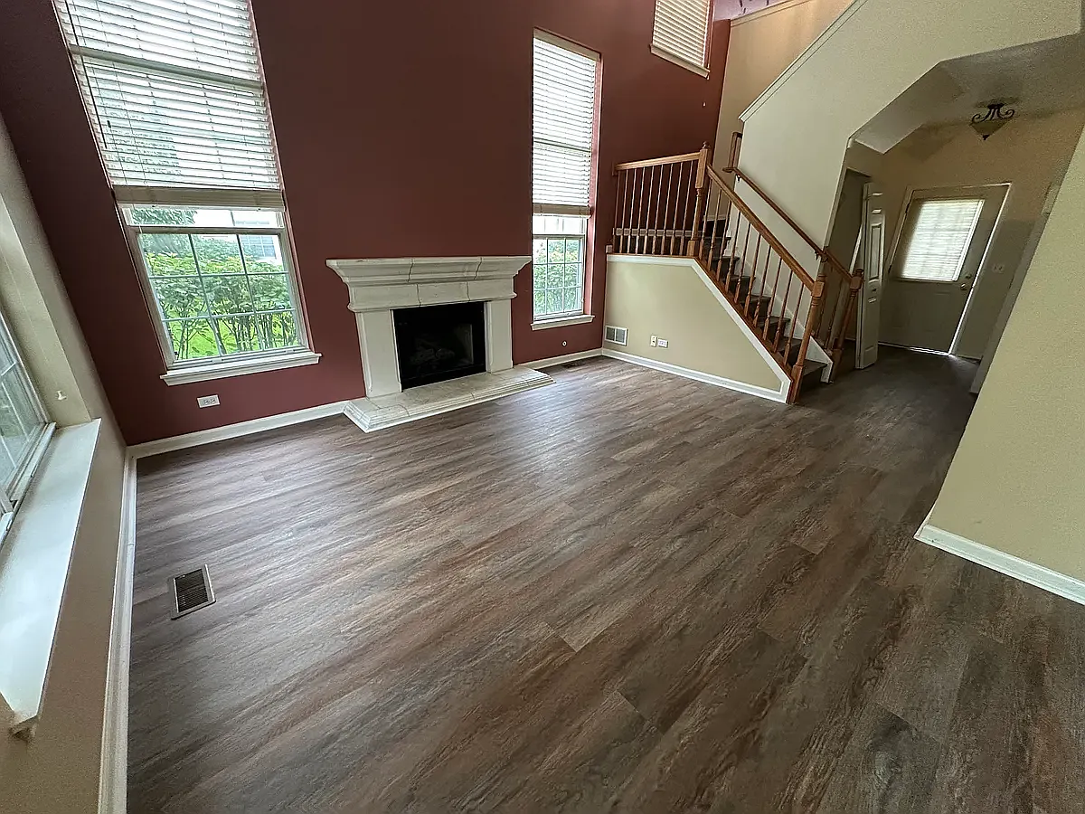 2 bed, 1.5 bath, 1309 sqft, $2,100 — Photo 4