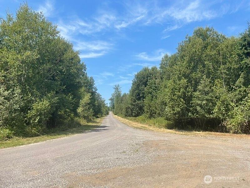 3rd image of 646 Tributary Lane