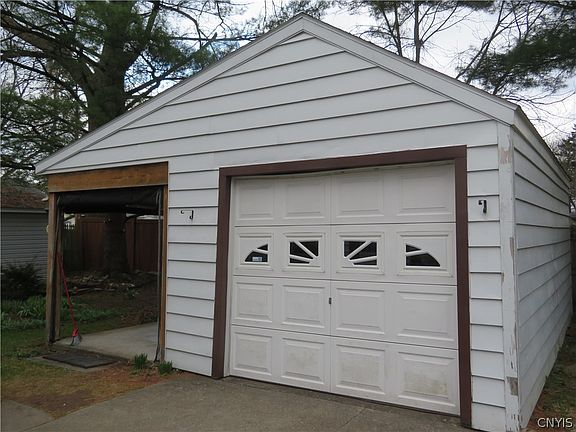 4th image of 414 Quentin Rd