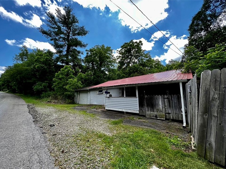 2nd image of 3657 Youngwood Rd
