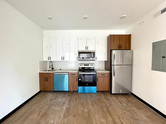 4th image of 1712 N 2nd St #504C