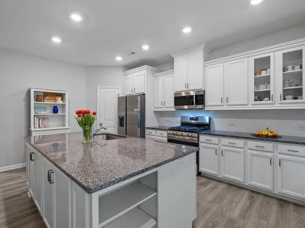 594 Historic Dr, Hillsborough, NC 27278