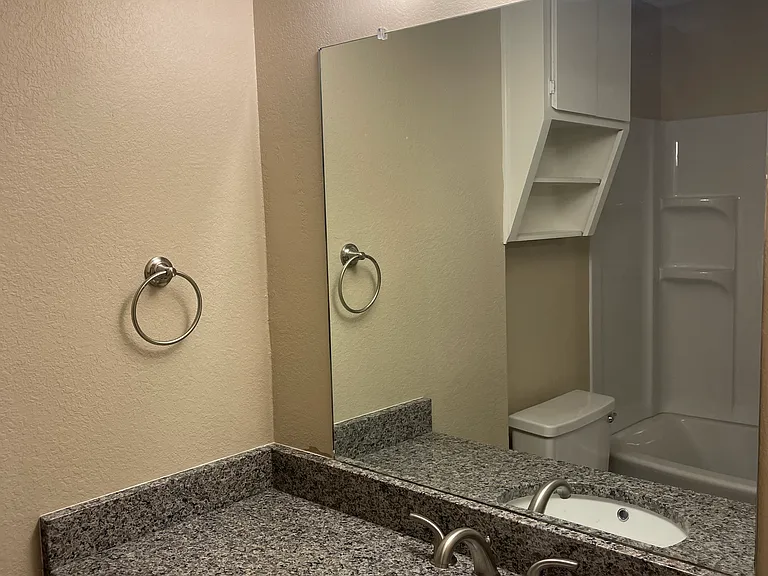 1226 Baylor Ave #121 — Photo 9