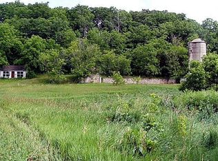 8646 Nessa Rd, Belleville, WI 53508