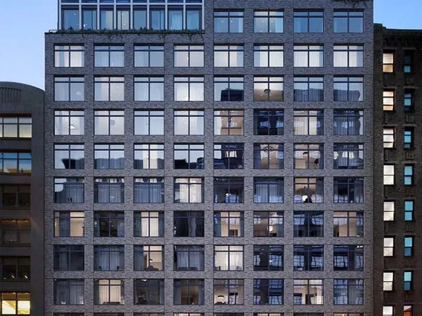 77 Charlton Street image 1 of 18