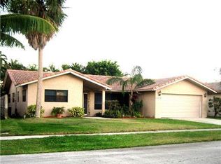6509 Woodbury Rd, Boca Raton, FL 33433