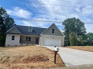 624 Hickory Ridge Dr, Greensboro, NC 27409