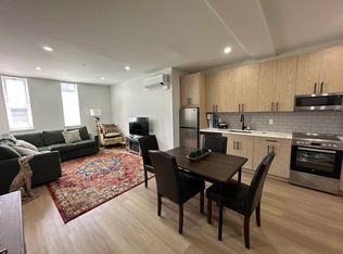 215 Main St #209, Brattleboro, VT 05301