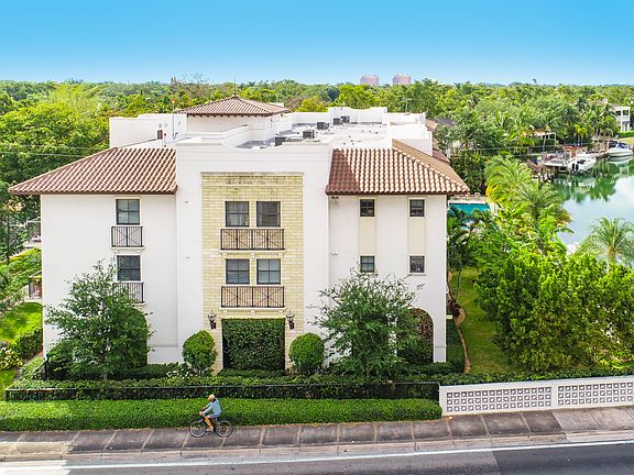 4th image of 5100 Riviera Dr Unit 307