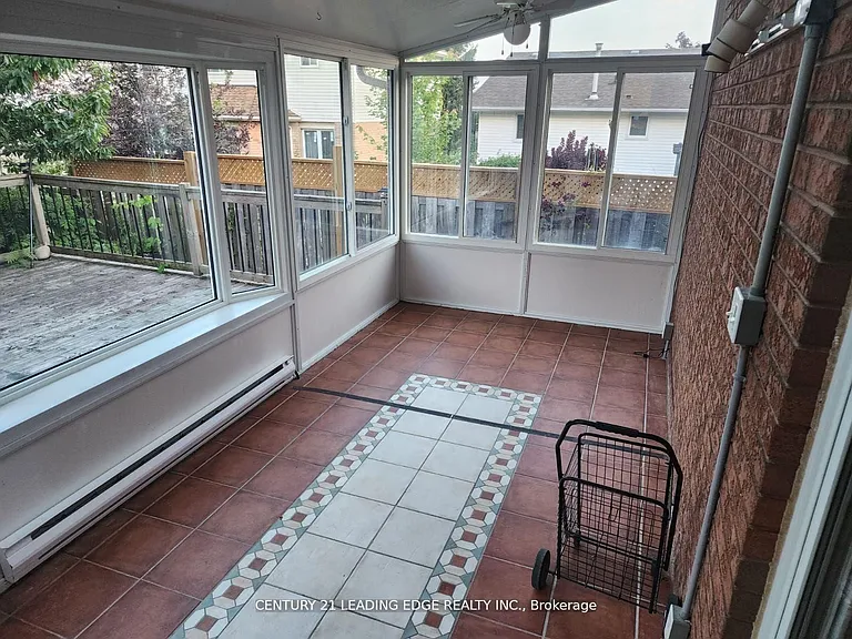11 Westlawn Dr — Photo 18