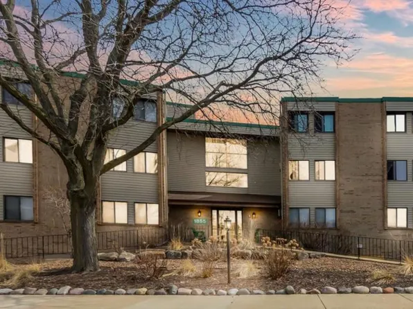 1855 Silver Bell Rd APT 314, Eagan, MN 55122