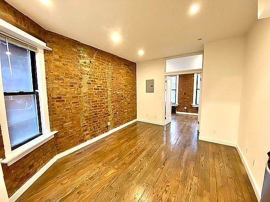 4th image of 237 E 58th St APT 2C