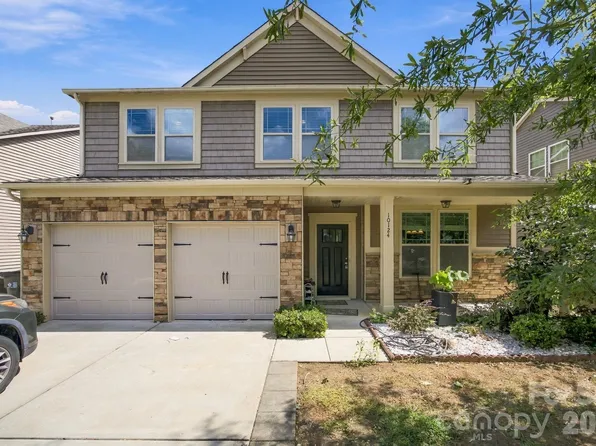 10124 Michael Crossing Dr, Charlotte, NC 28213