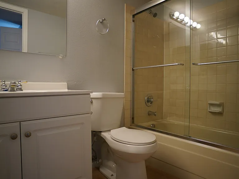 2575 S Syracuse Way #E205 — Photo 16