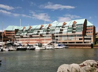 100 Bronte Rd, Oakville, ON L6L6L5