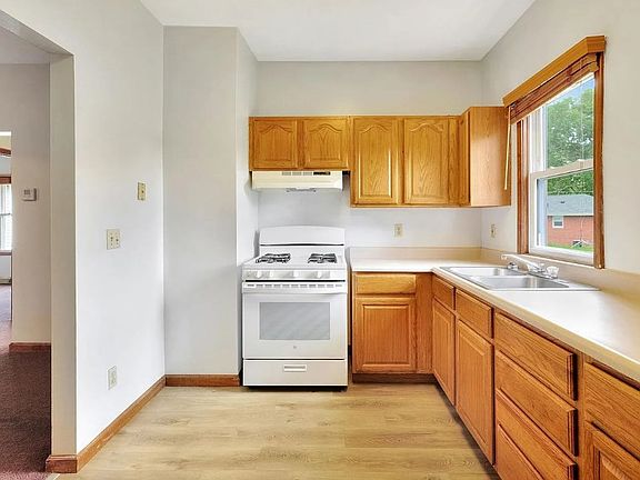4th image of 1506 Philo Rd APT A
