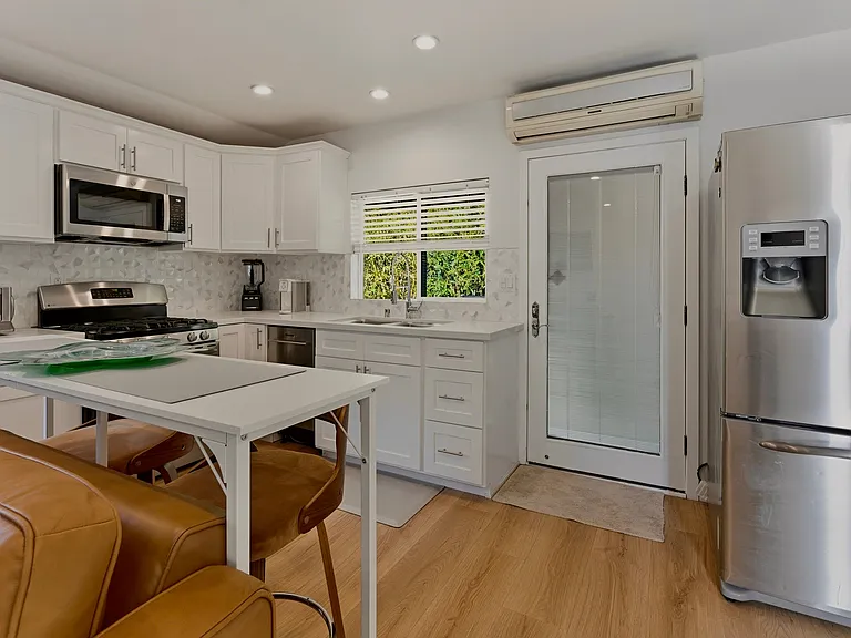 132 N Carson Rd #A — Photo 9