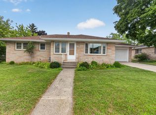 1068 Cedar STREET, West Bend, WI 53095