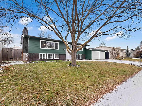 3rd image of 8211 W Brynwood Dr