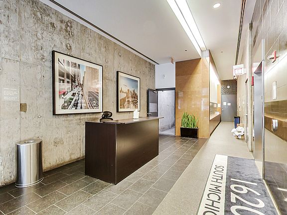 5th image of 1620 S Michigan Ave Unit 1124