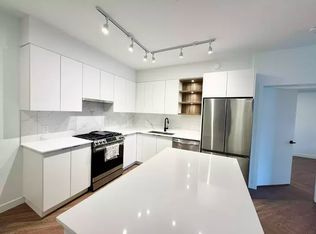 3229 Saint Johns St #315, Pt Moody, BC V3H0M4