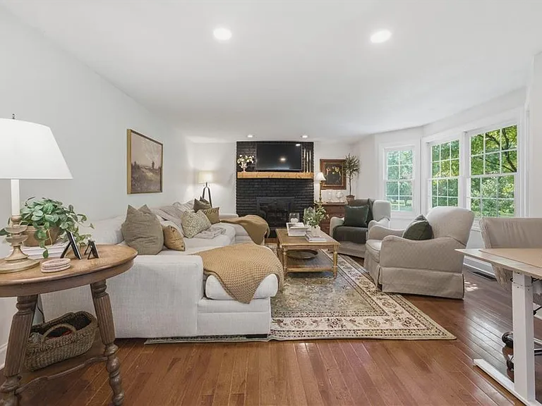 6093 Anchorport Cir NW — Photo 14