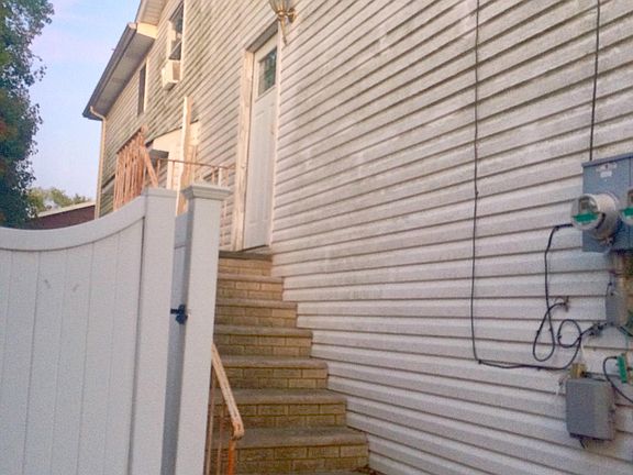 4th image of 335 Eltingville Blvd #2