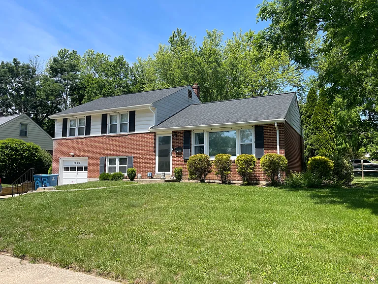 1807 Graywell Rd — Photo 2