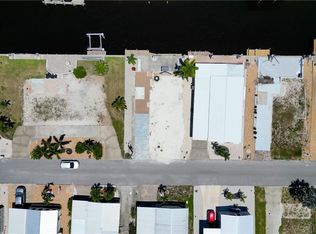 4932 Gulfgate Ln, Saint James City, FL 33956