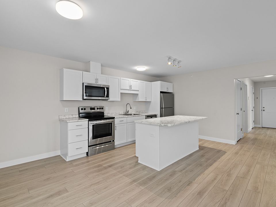 Hayloft Apartments 171 Scarborough Downs Rd Scarborough ME Zillow