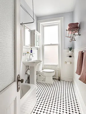 Sold by Compass | media 14