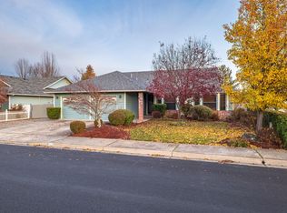 843 Delsie Dr, Grants Pass, OR
