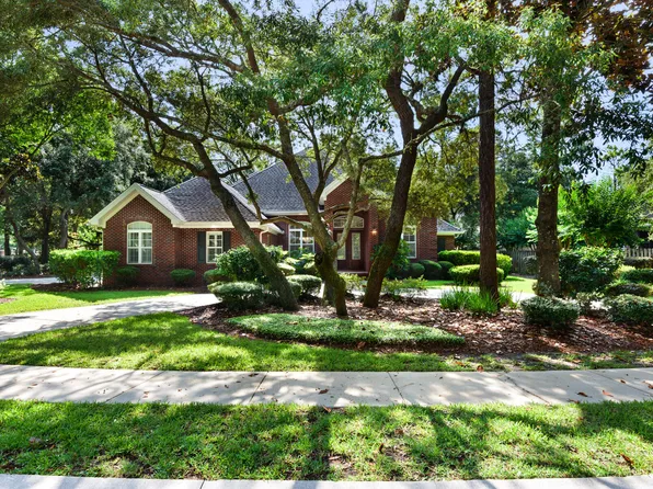 1421 Rum Still Cir, Niceville, FL 32578