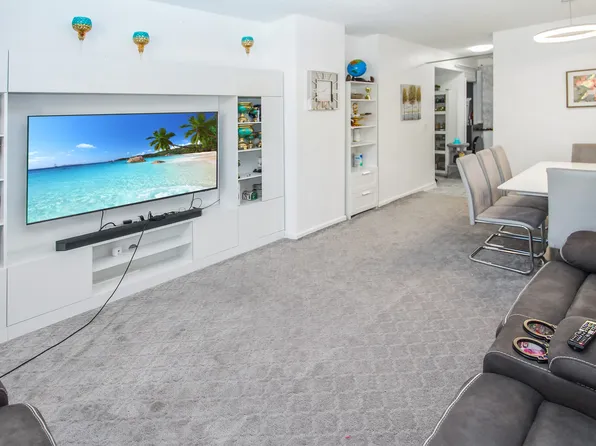 1720 East 14th Street image 1 of 13