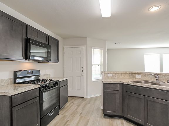 Miguel L (3)_05132024